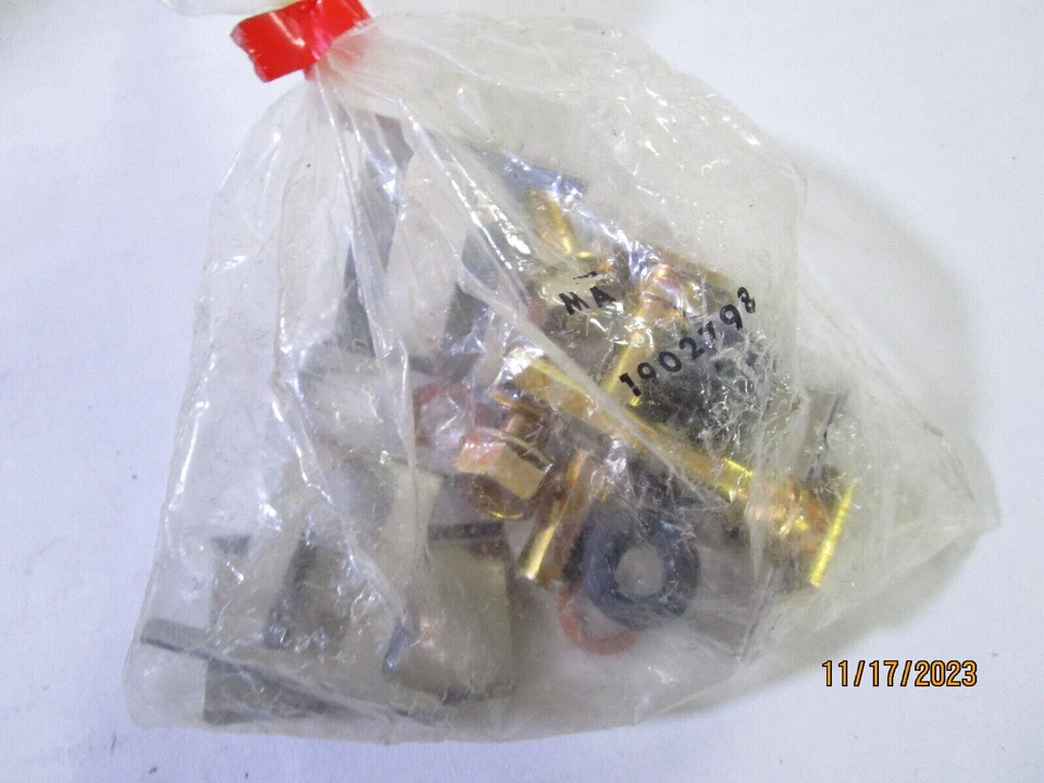 Disc Brake Caliper OEM 19-6887 Reman Foto 3 de 4