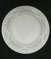 SOMERSET NL EXCEL CHINA NOS DINNER PLATE SILVER/PLATINUM BAND BLUE FLORAL DESIGN