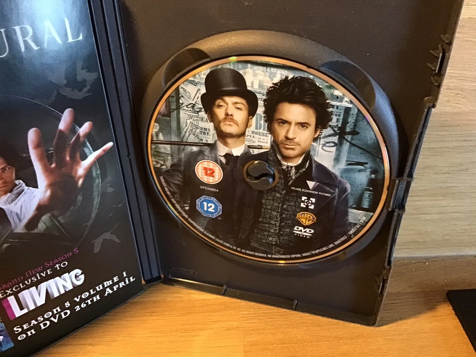 Sherlock Holmes  ( DVD 2009) - Image 3 of 4