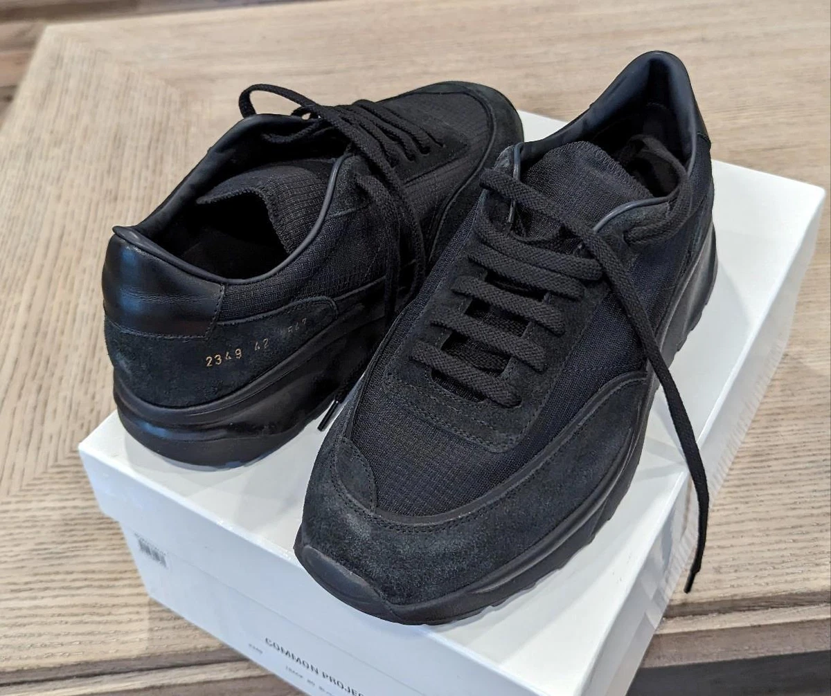 Common projects track black sale