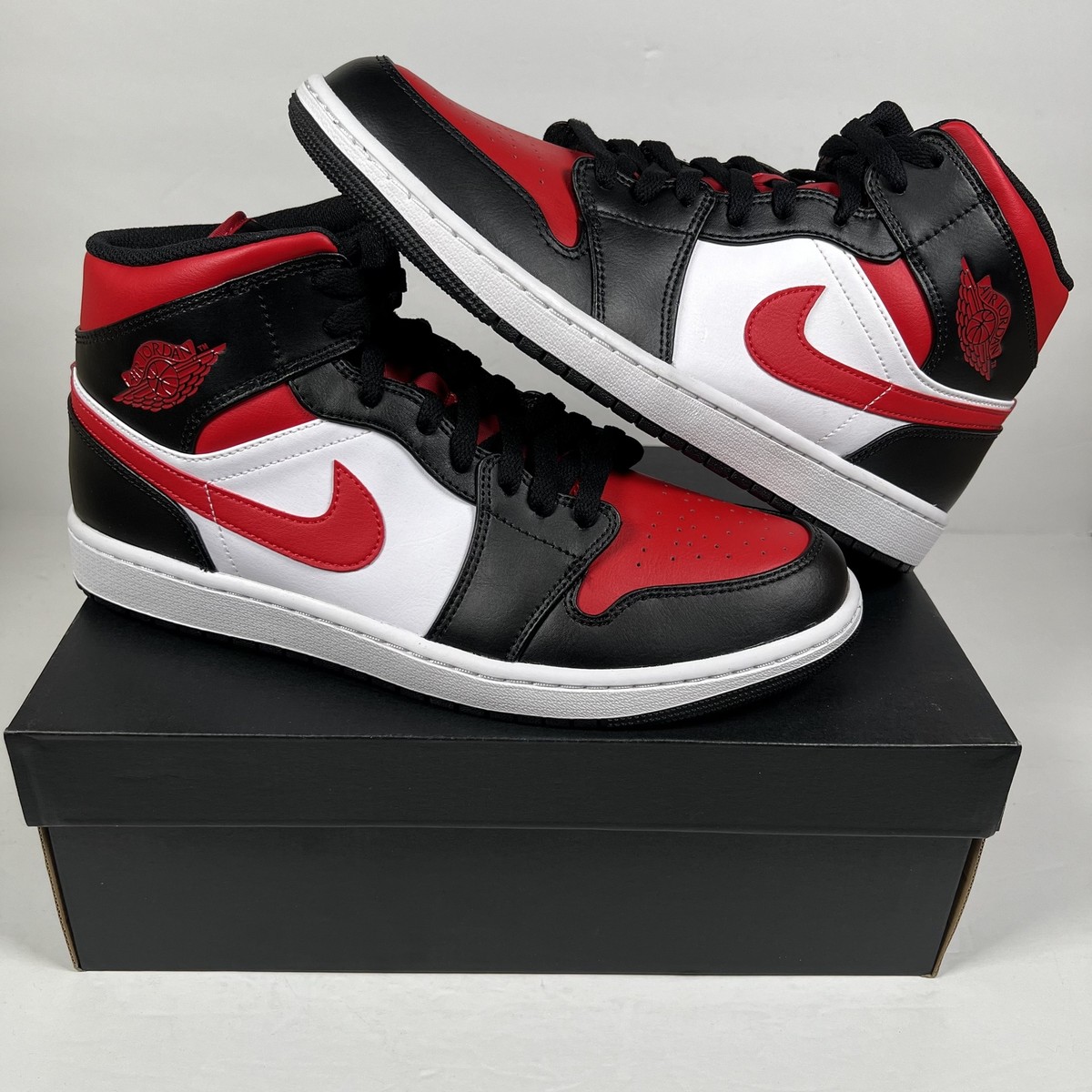 Air Jordan 1 Mid Bred Toe Black Red (554724-079) Men display picture 2