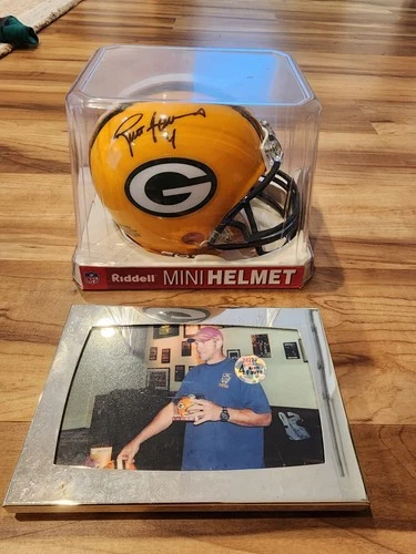 Brett Favre Autographed Green Bay Packers Riddell Mini Helmet (unopened)