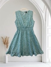 Women’s Geo Print Smocked Sleeveless Dress Size 4 Lightweight Keyhole Neck