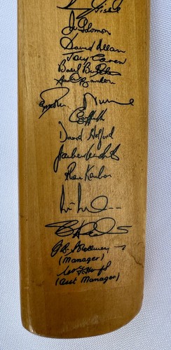 Crusader West Indies Vintage 1966 Extra Special Printed Miniature Cricket Bat - Bild 9 von 11