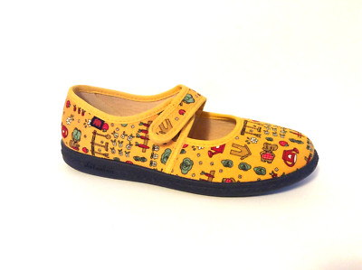 Girls ELEFANTEN Canvas Mary Jane Shoes 35/3.5-4 U.S. Mint!