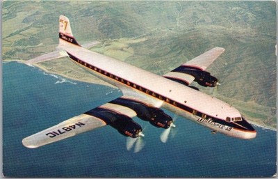 Vintage 1940s DELTA C&S AIR LINES Postcard ''Douglas DC-7'' in Flight / Unused