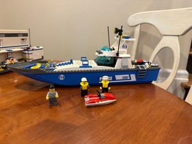 LEGO City Police Bundle (7743, 7287, 7498) with all manuals and minifigs