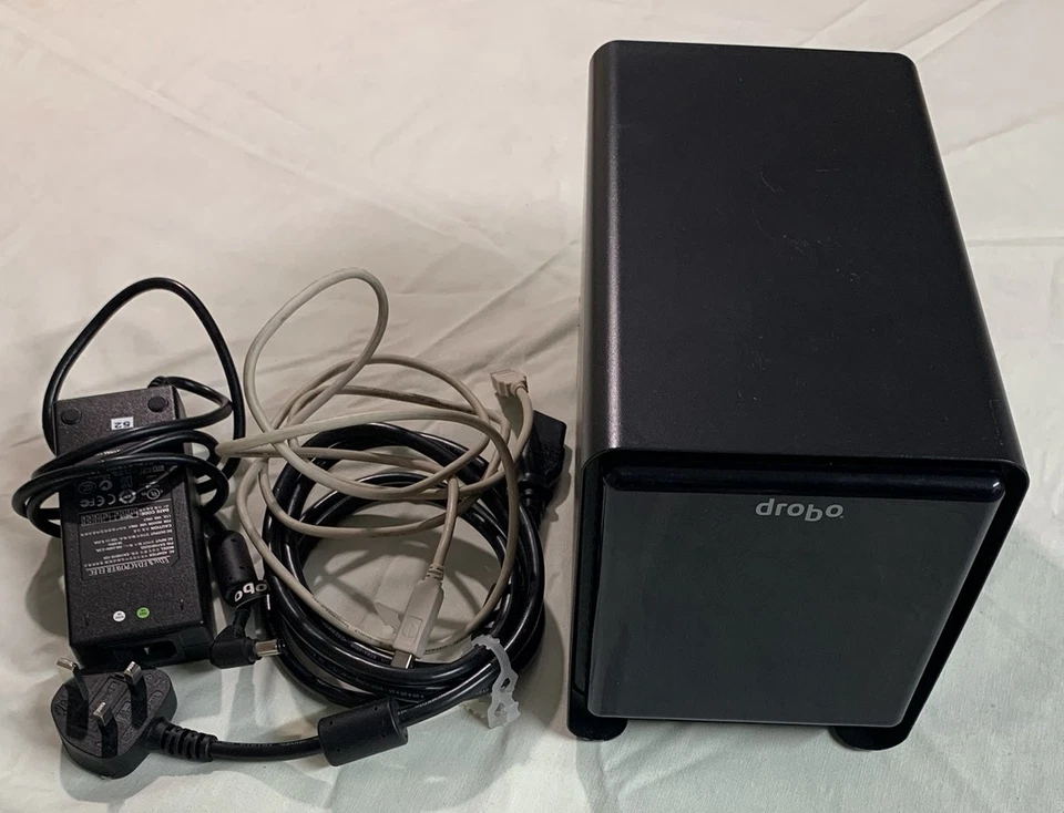Drobo DRDR4-A Disk Extension Unit (Direct Attached Storage) mit 10TB Festplatten