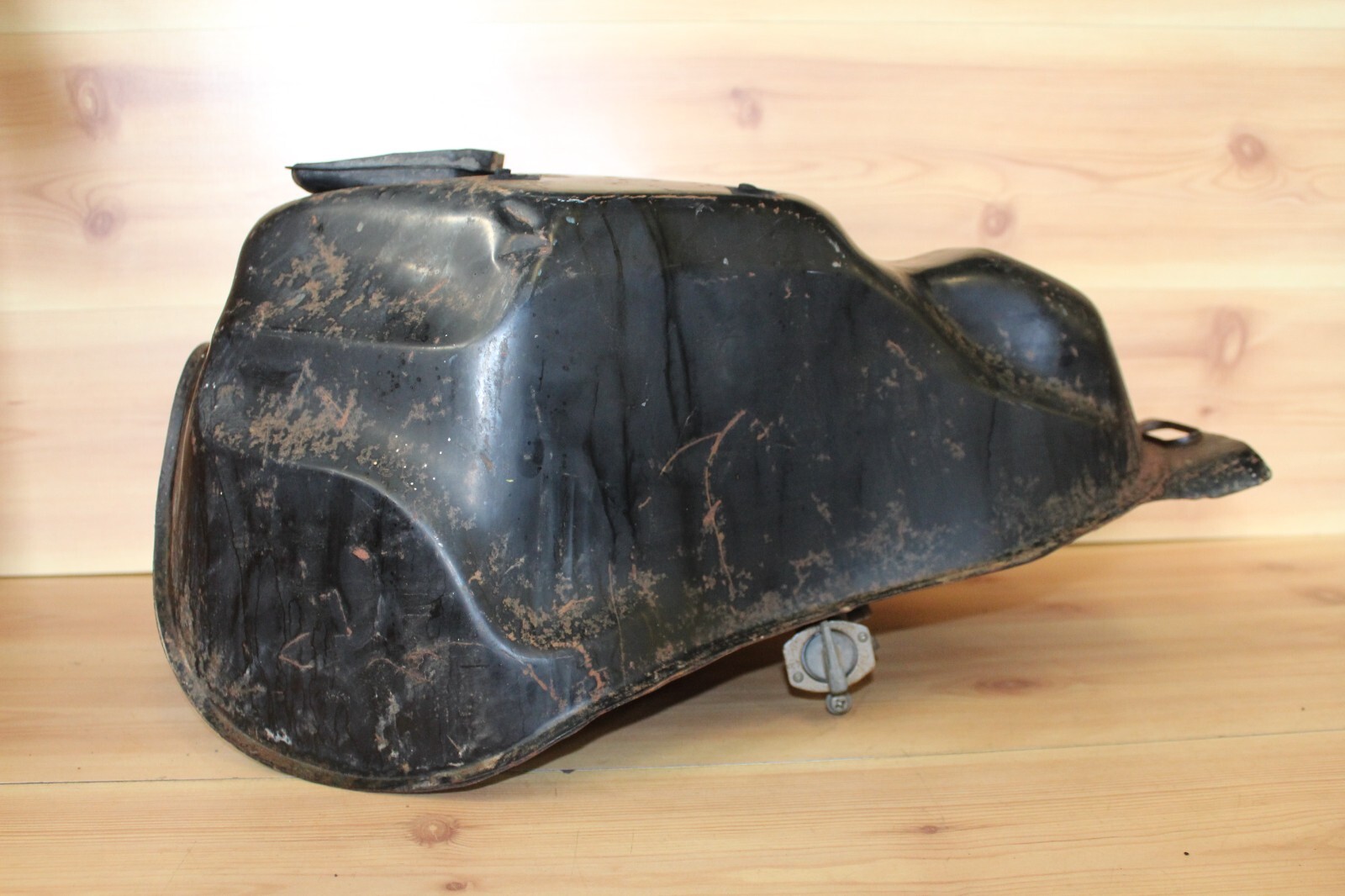 1982 Yamaha XJ650L XJ650LJ XJ650 SECA Turbo Gas Fuel Tank 16G2411010