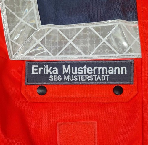 Namensstreifen BRK DRK Bereitschaften Rotes Kreuz Rettungsdienst Sani 140x30 - Picture 2 of 12