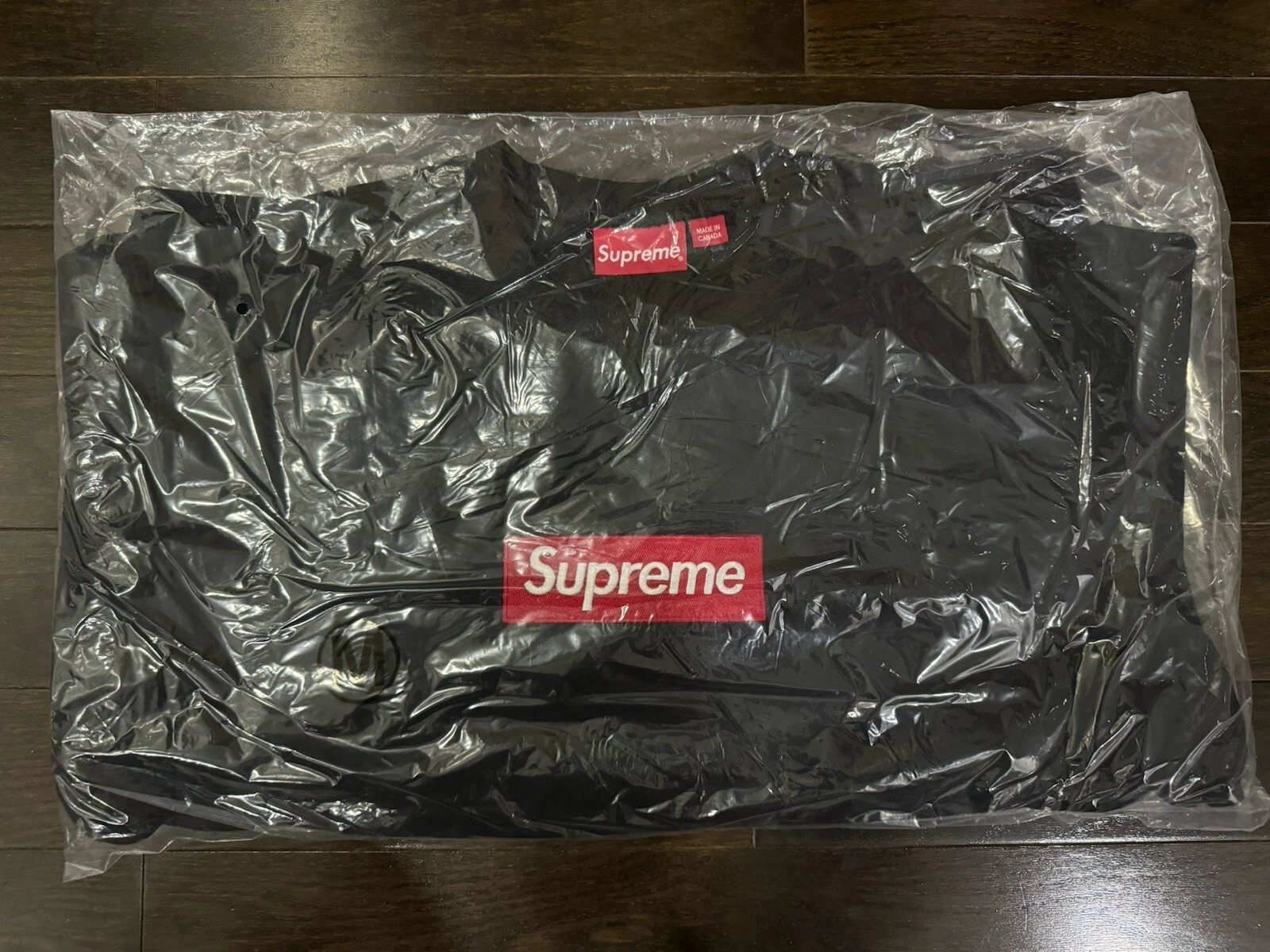 Col rond logo Supreme Box (FW22) noir taille M   NEUF JAMAIS OUVERT