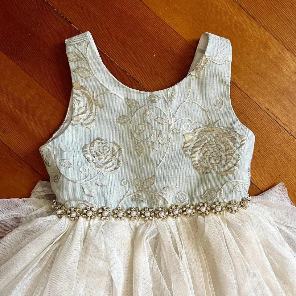 Vestido formal American Princess Fairy marfim saia e corpete metálico azul-petróleo, tamanho 4T - Imagem 3 de 4