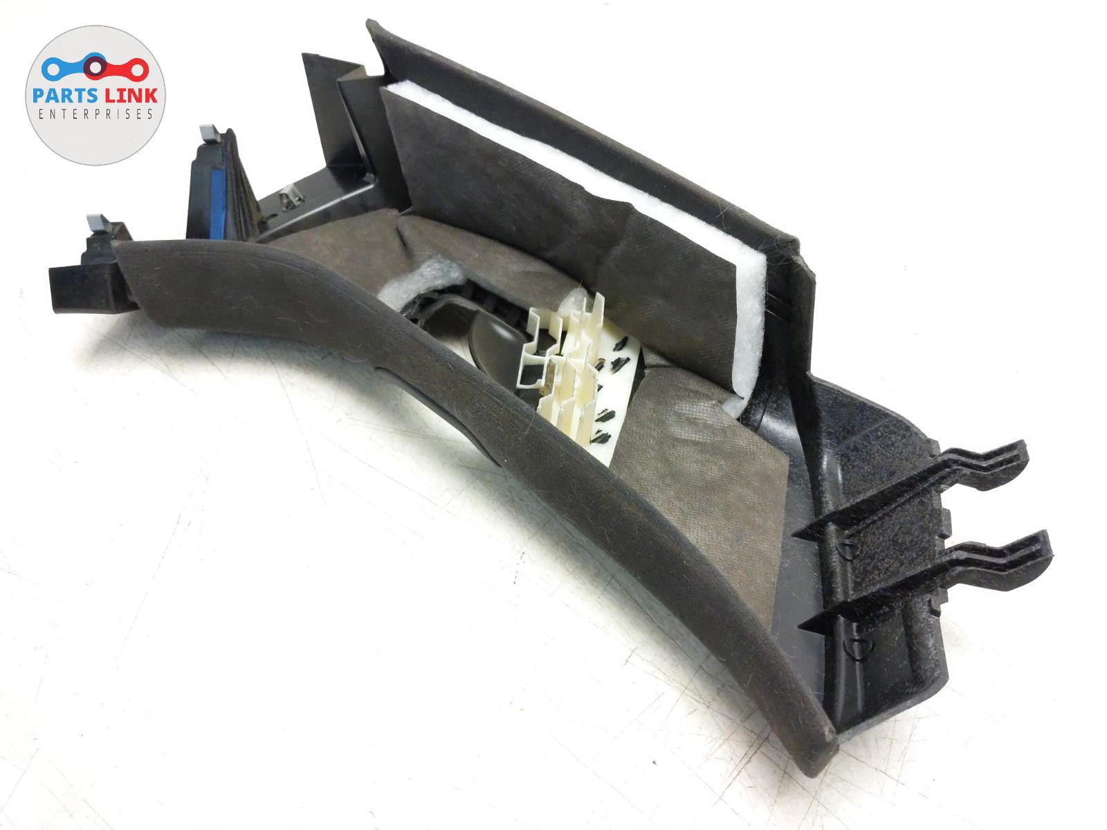 Bentley Bentayga 2016-2020 Rear Right Pillar cover molding
