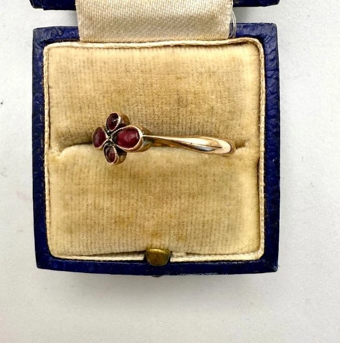 Vintage 9k Solid Rose Gold Ruby and Gemstone Ring, Size 8 - Image 2 of 4