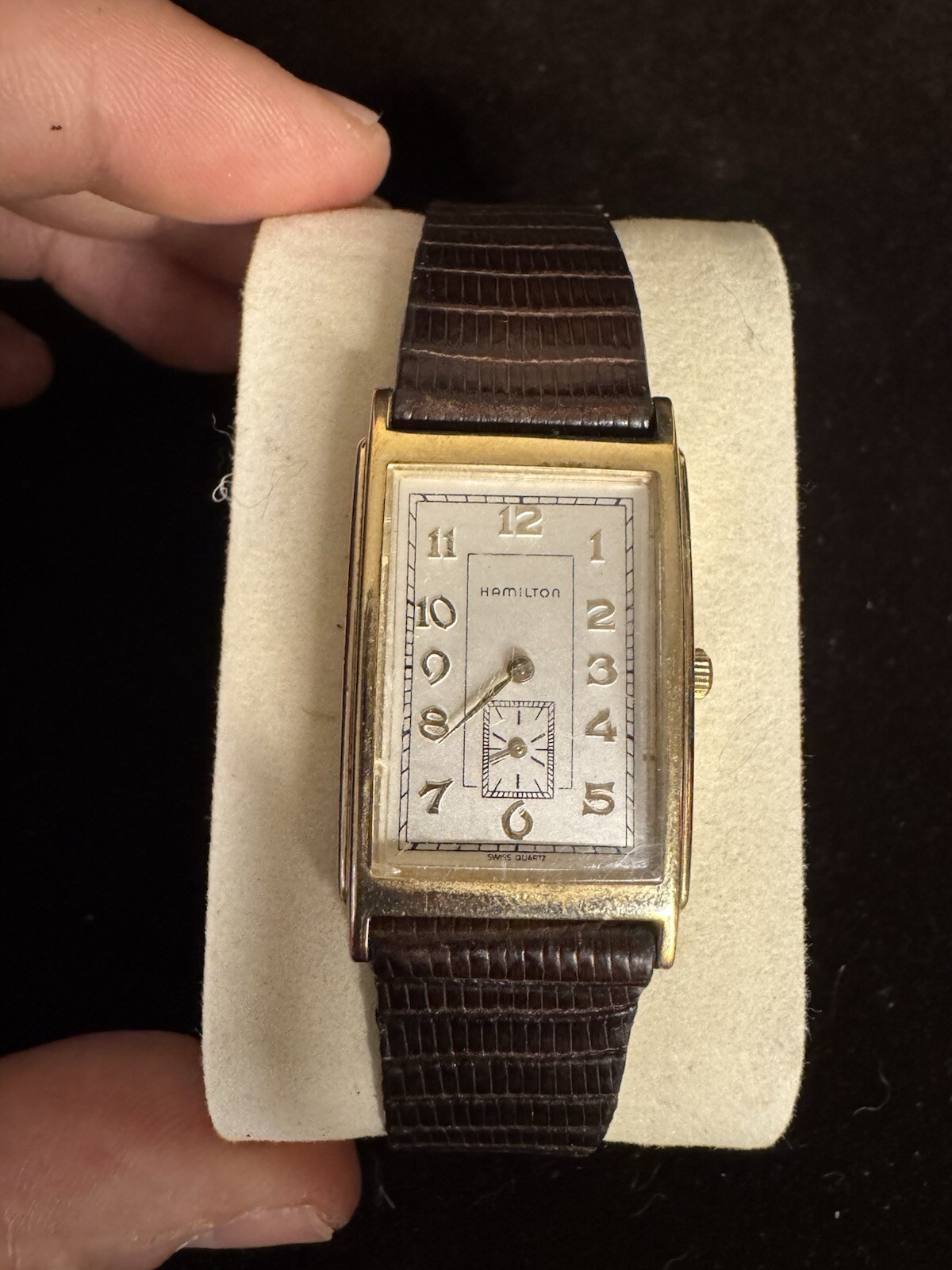 Vintage Hamilton 8362 Ardmore Reissue Mens Gold Tone Quartz Wristwatch