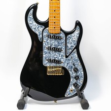 Burns Marquee Club Series - Electric Guitar With Gigbag - Black