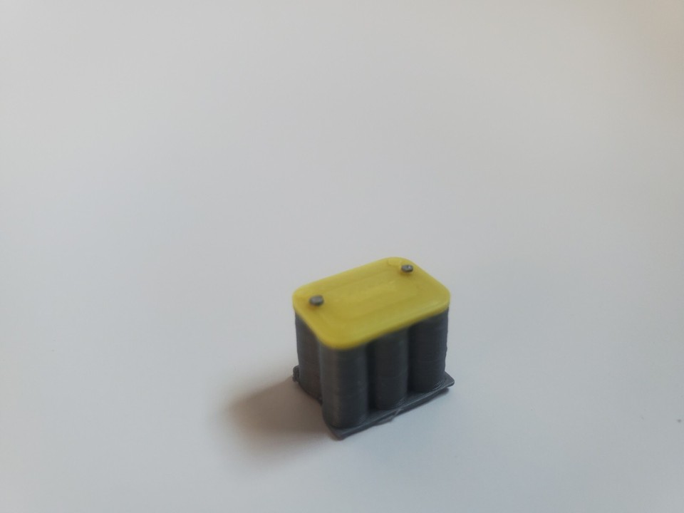 10 Batterie Finte 1/24 Per Modellini RC Crawler - Colore Rosso Giallo Blu Scala 1:24 - Foto 5