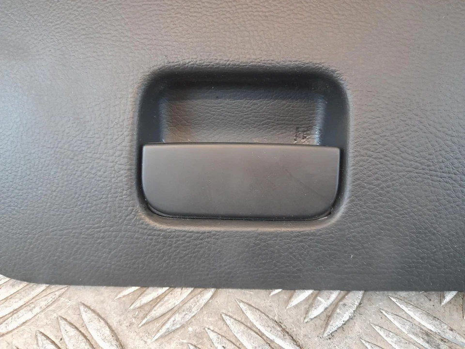 Caja de almacenamiento interior Volkswagen Passat Cubby B6 2005-2011 Foto 3 de 4