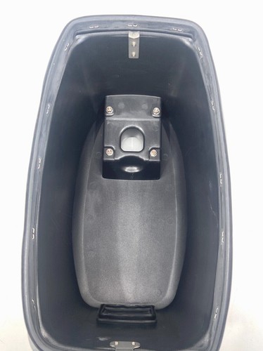 Mercury Mariner 6 hp 2 stroke Outboard engine cover cowl cowling 1998 to 2005 - Picture 5 of 5