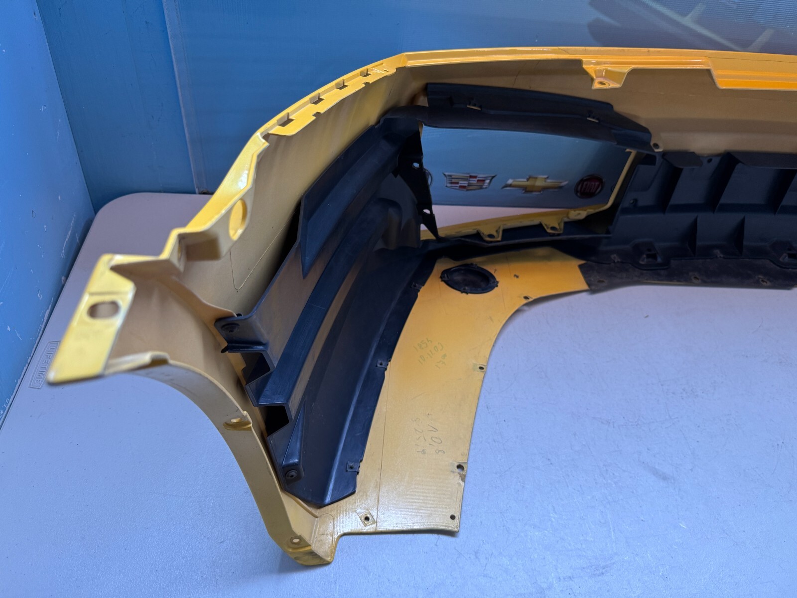 2004 2005 2006 2007 2008 LAMBORGHINI GALLARDO FRONT BUMPER COVER OEM USED