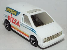 Hot Wheels Die Cast Delivert Mini Van marked Speedie Pizza in White