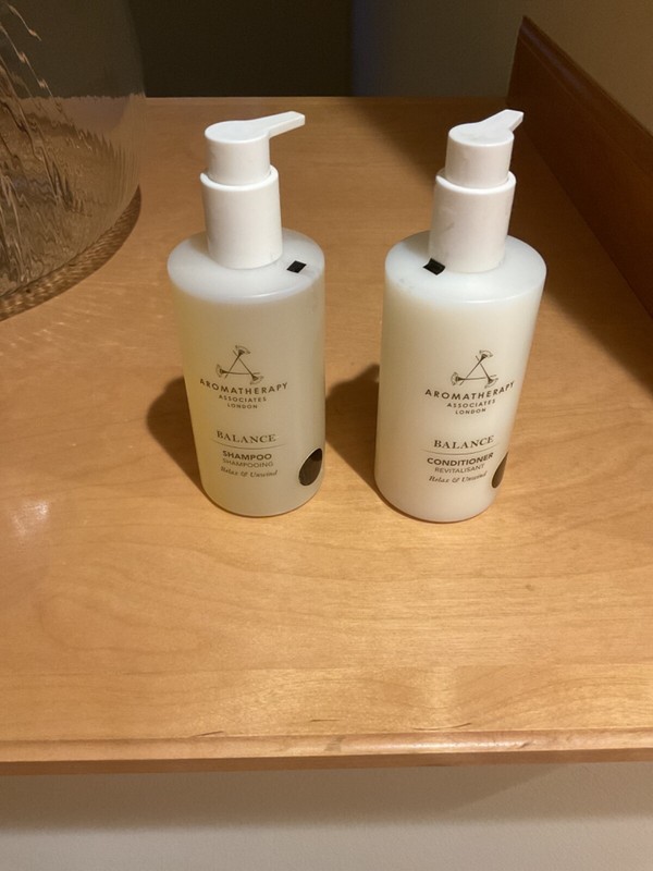 2 - Aromatherapy Shampoo and Conditioner - 300ml/10 fl oz - NEW
