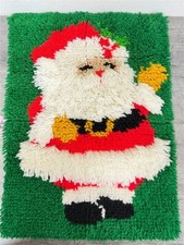 Vintage Handmade Latch Hook Santa Claus rug 18'x24'