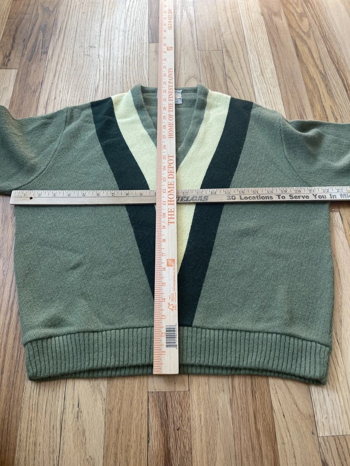 Suéter Retro Vintage Años 60 Mod Revere Para Hombre Medio Verde Cuello en V Rayas Tejido Foto 3 de 4