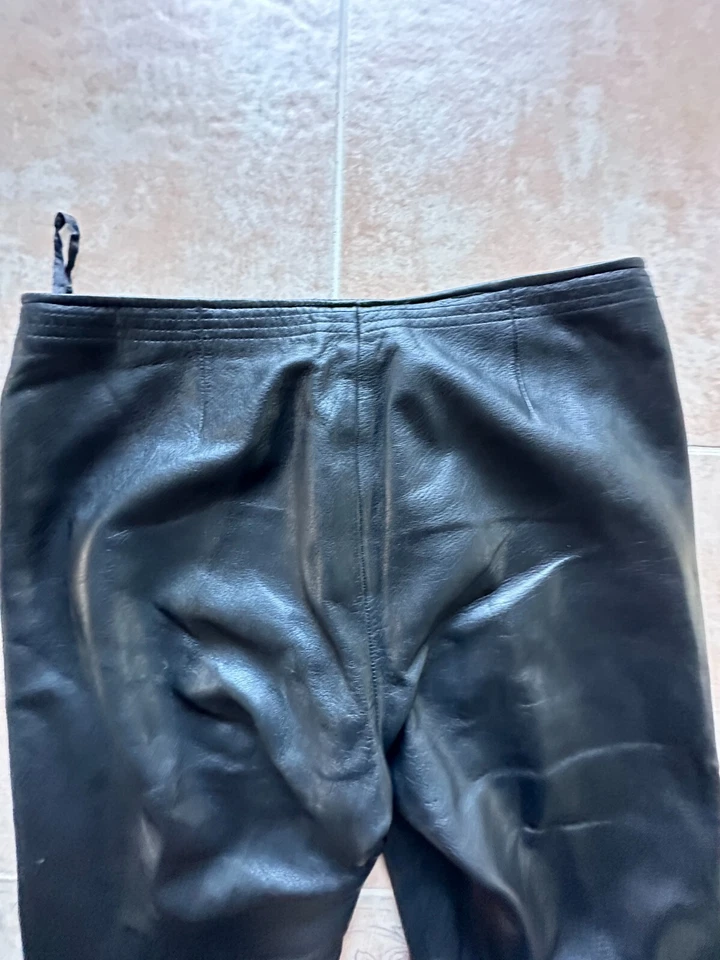 AK Anne Klein Leather Black  pants Women size 10 - Image 4 of 4