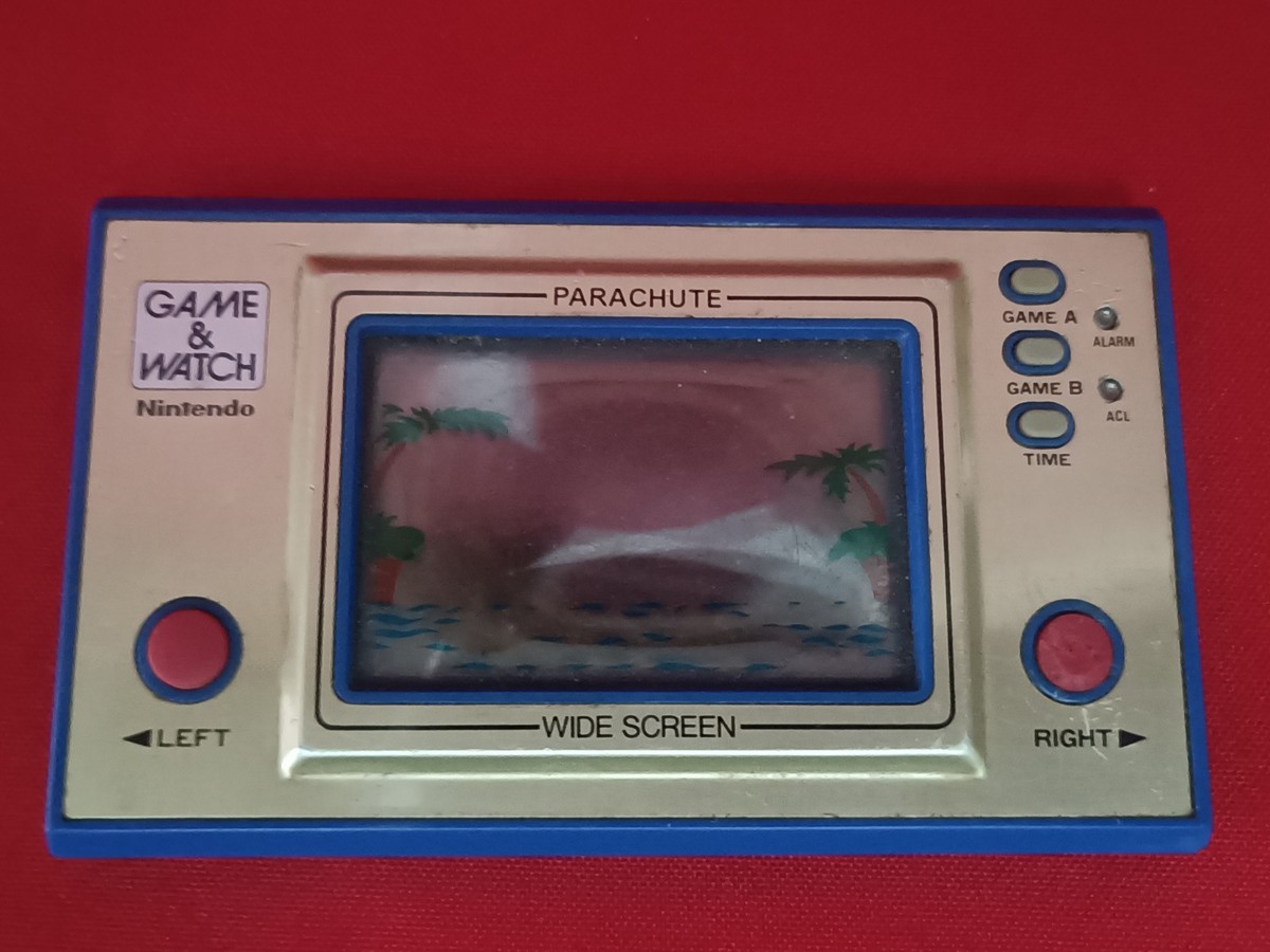 PORTABLE VIDEOGAME NINTENDO GAME & WATCH PARACHUTE 1982 MADE IN