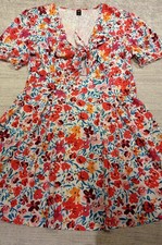 Shein  Dress Size 1xl  18 fit flare floral print  flattering  holiday tp76******