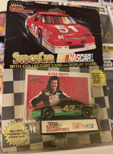 Racing Champions Kyle Petty #42 Mello Yello NASCAR 1:64 Diecast Car w/ Stand