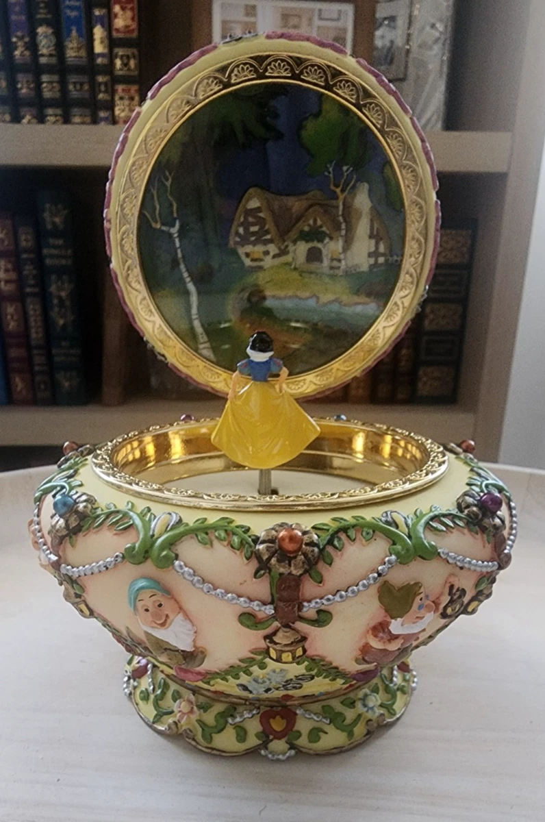 Preços baixos em Caixa de música Branca de Neve da Disney | eBay