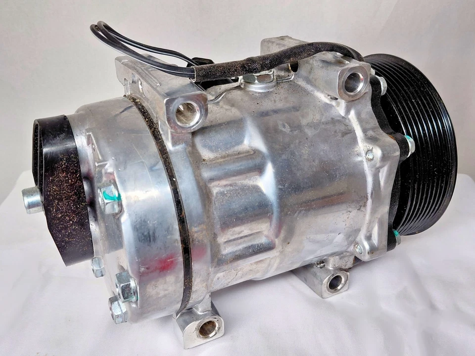 Compressor CA A/C com embreagem Dodge Dakota Ram 2500 3500 5.9L 1994-2005 - Imagem 3 de 4
