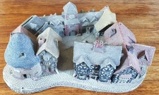 Rare David Winter " The Coaching Inn" 1980 Large mini Village Model 30cm x 21cm