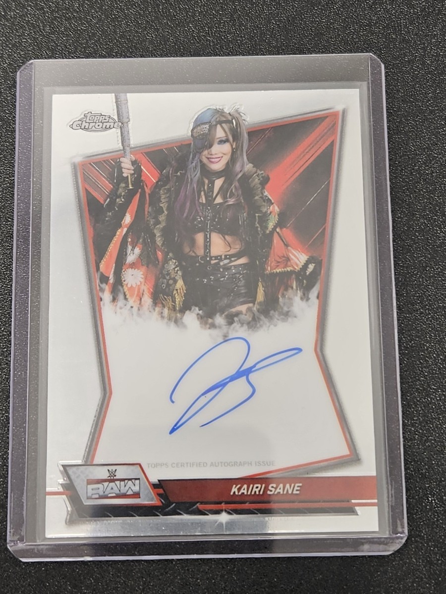 Kairi Sane 2026 WWE Topps Chrome Red Brand Chrome Autograph Auto