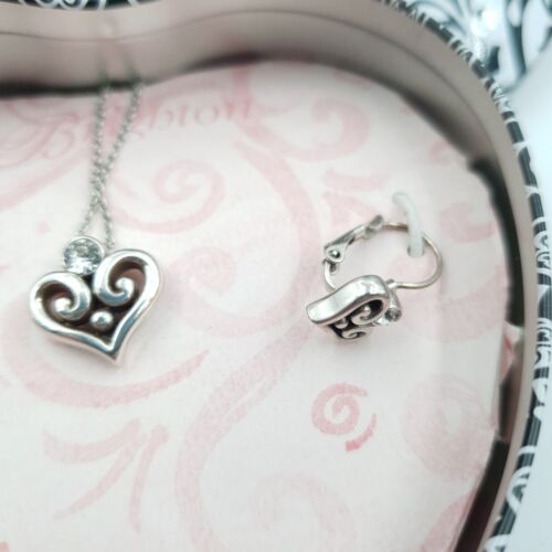 Set collana e orecchini cuore Brighton Alcazar in latta leva posteriore, ciondolo 20 pollici - Foto 4 di 11