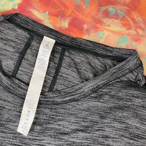 lululemon athletica Womens 8 Long Distance Short Sleeve Tee Heather Black AU - Picture 12 of 12