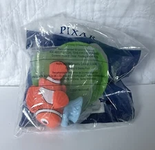 Walt Disney World 50th Anniversary Nemo #49 McDonald's Pixar Toy NIP