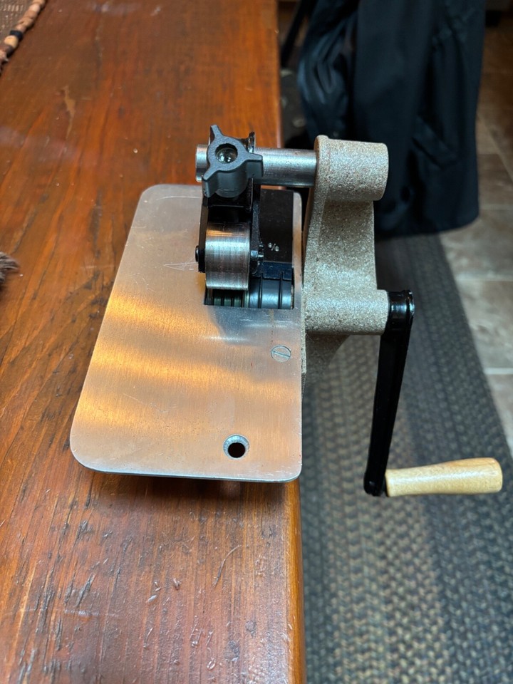 Rigby Fabric Cutter for Rug Hooking (Reconditioned) | eBay
