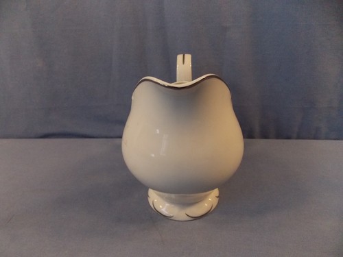 Modern China & Table Institute "Simplicity" Creamer - Picture 3 of 5