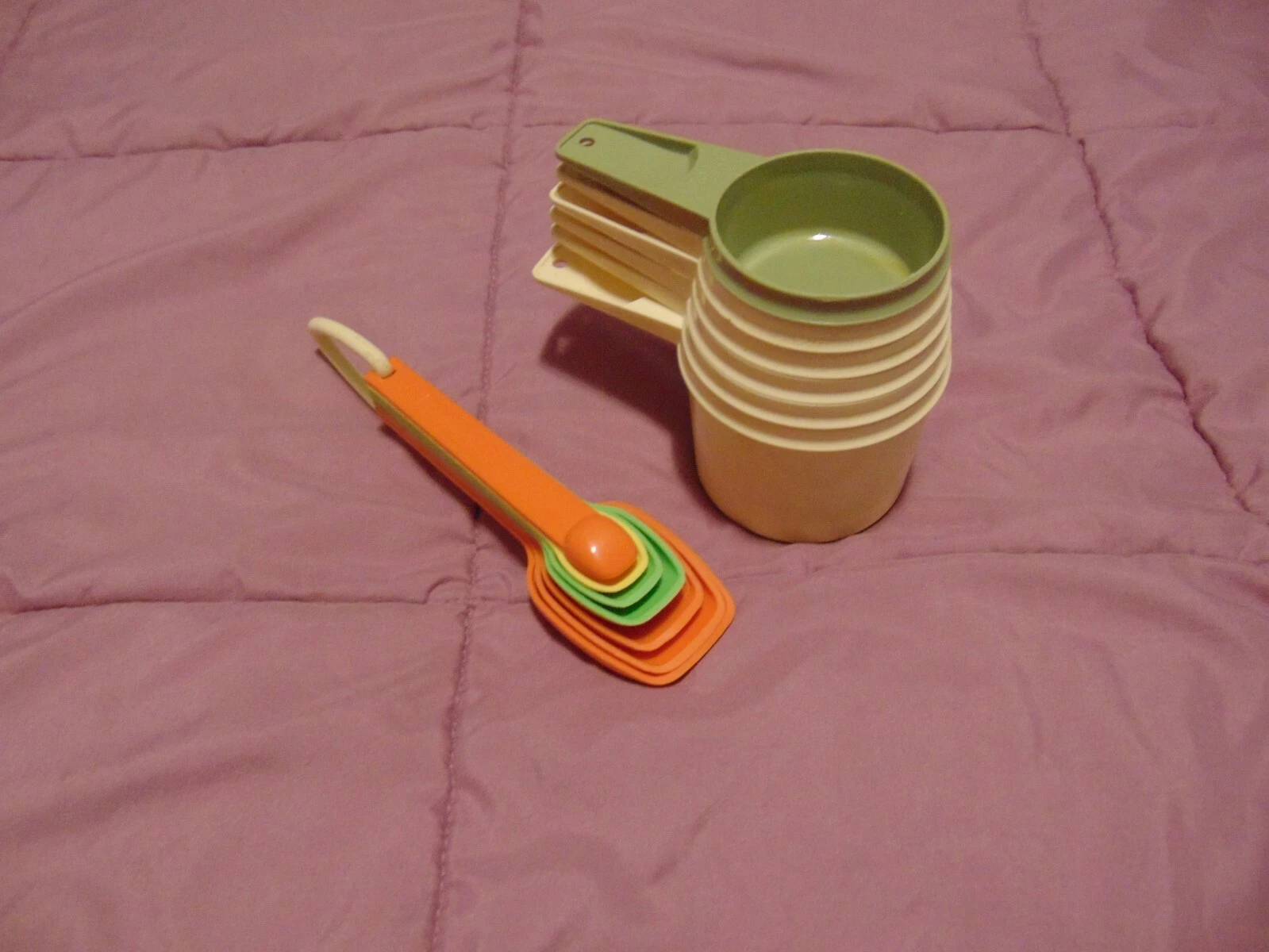 Vintage Tupperware Measuring Cups and Spoons Set Complete