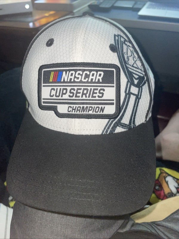 2020 Chase Elliott NASCAR Champion Hat Cap #9 Hendrick Motorsports Adjustable