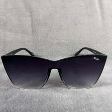 QUAY COME THRU Oversized Cat Eye Sunglasses Gradient Fade Lens Black
