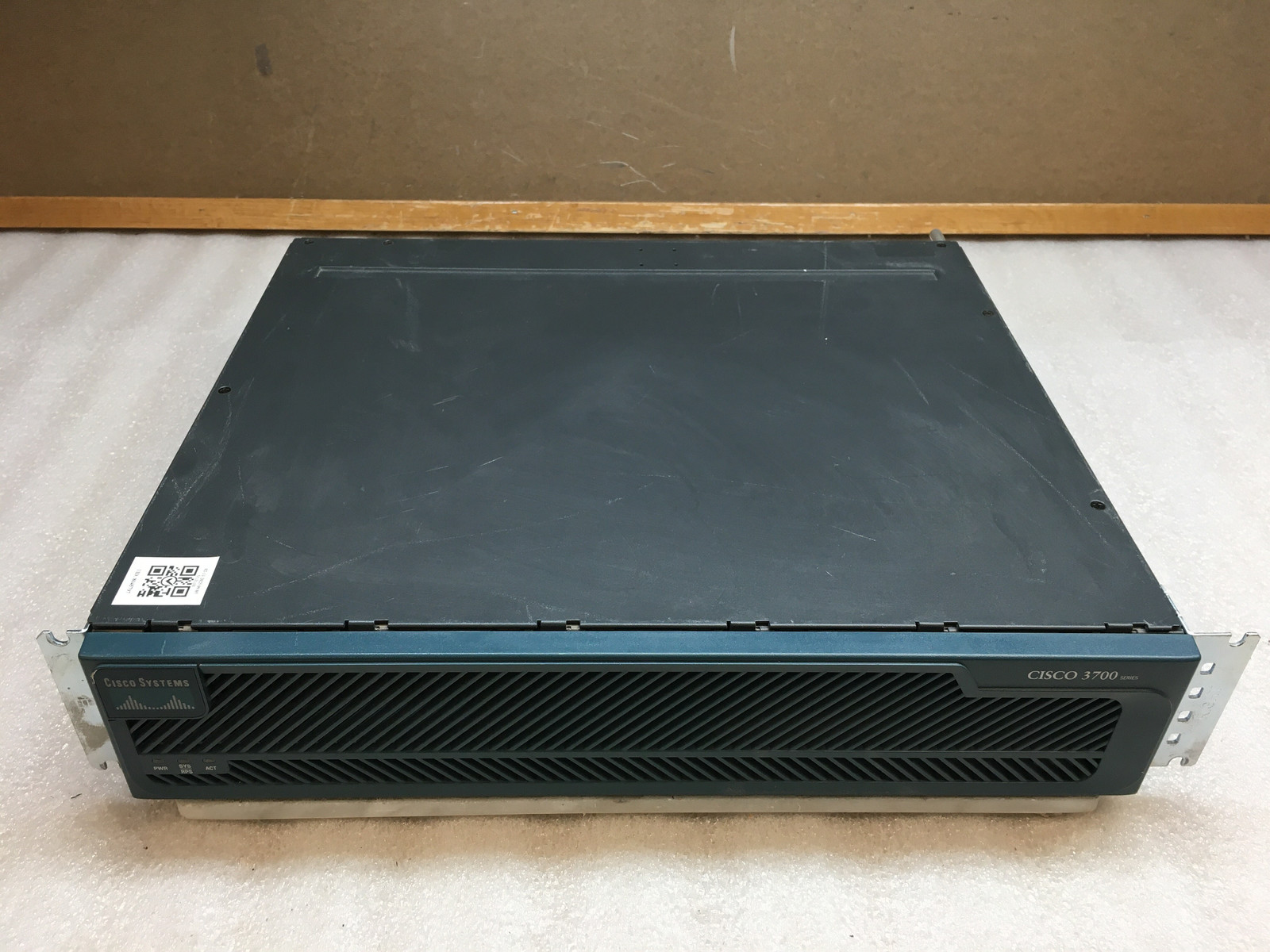 Cisco 3700 Series Modular Network Router With Rack Ears No C