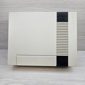 Nintendo NES Action Set Boxed Console + 2 Controllers & Zapper - PAL Tested