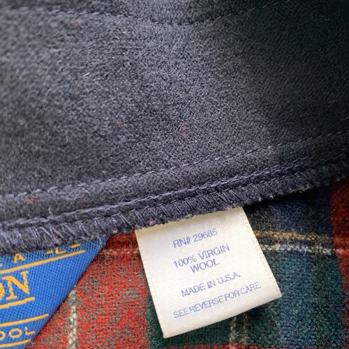 Pendleton Cardigan Mens Large 100% Virgin Wool Sweater Red Green Plaid USA Made - Picture 5 of 12