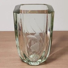 Vintage Swedish Etched Gold Fish Heavy Crystal Vase 7.5" H Unsigned