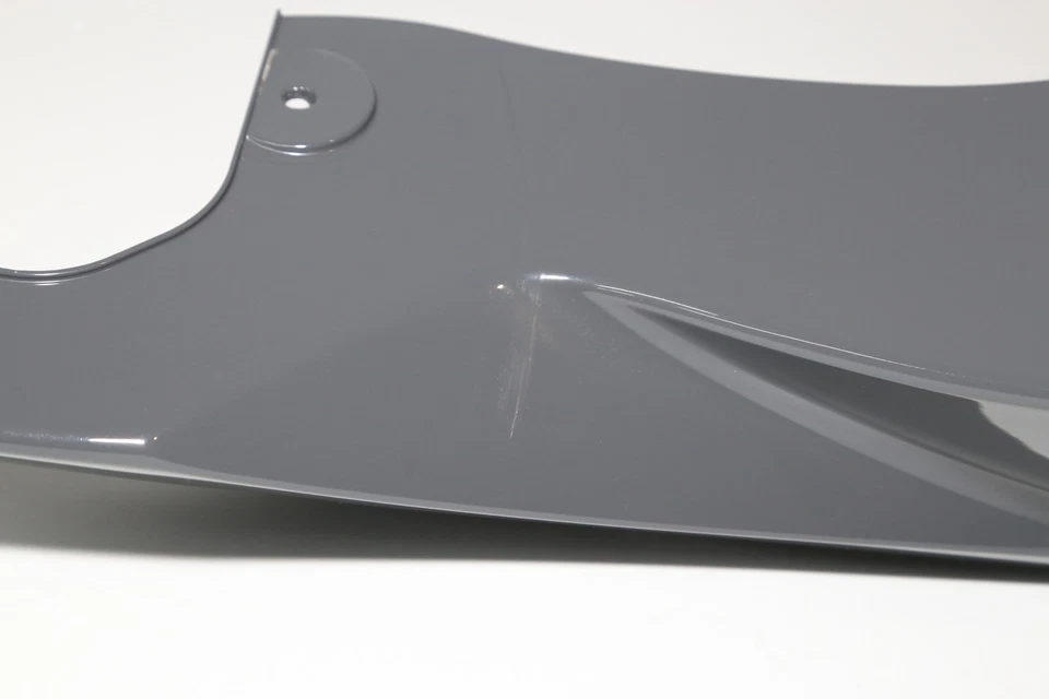 11-25 (2025) Suzuki GSXR750 Carenado trasero izquierdo cubierta OEM Foto 3 de 4