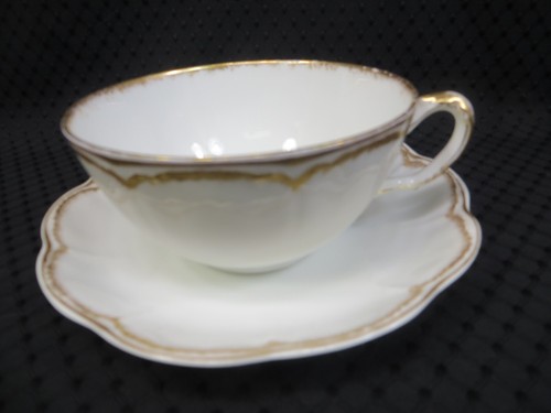Juego múltiple de tazas planas y platillos Haviland Limoges Schleiger #136 disponibles - Imagen 2 de 13